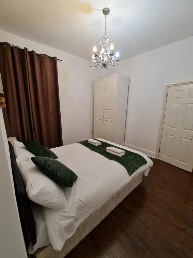 Canary Wharf Holiday Rooms Londres Exterior foto