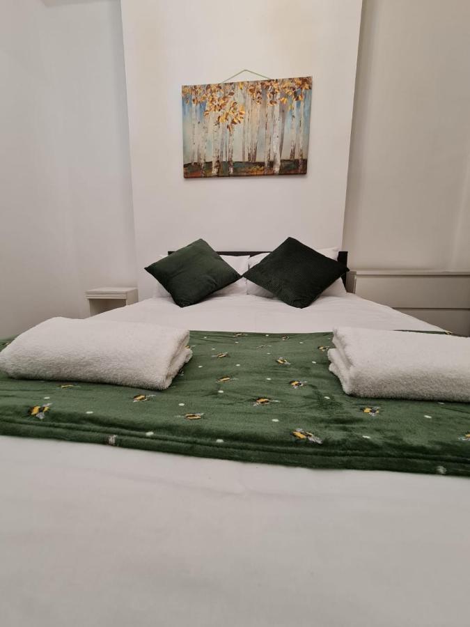 Canary Wharf Holiday Rooms Londres Exterior foto