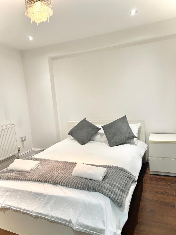 Canary Wharf Holiday Rooms Londres Exterior foto