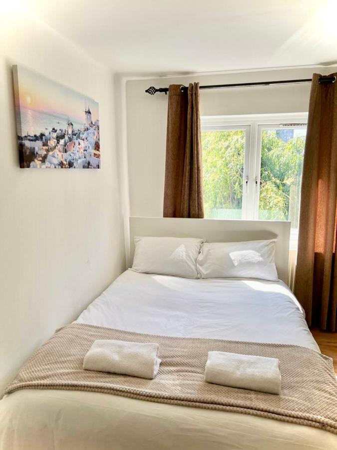 Canary Wharf Holiday Rooms Londres Exterior foto
